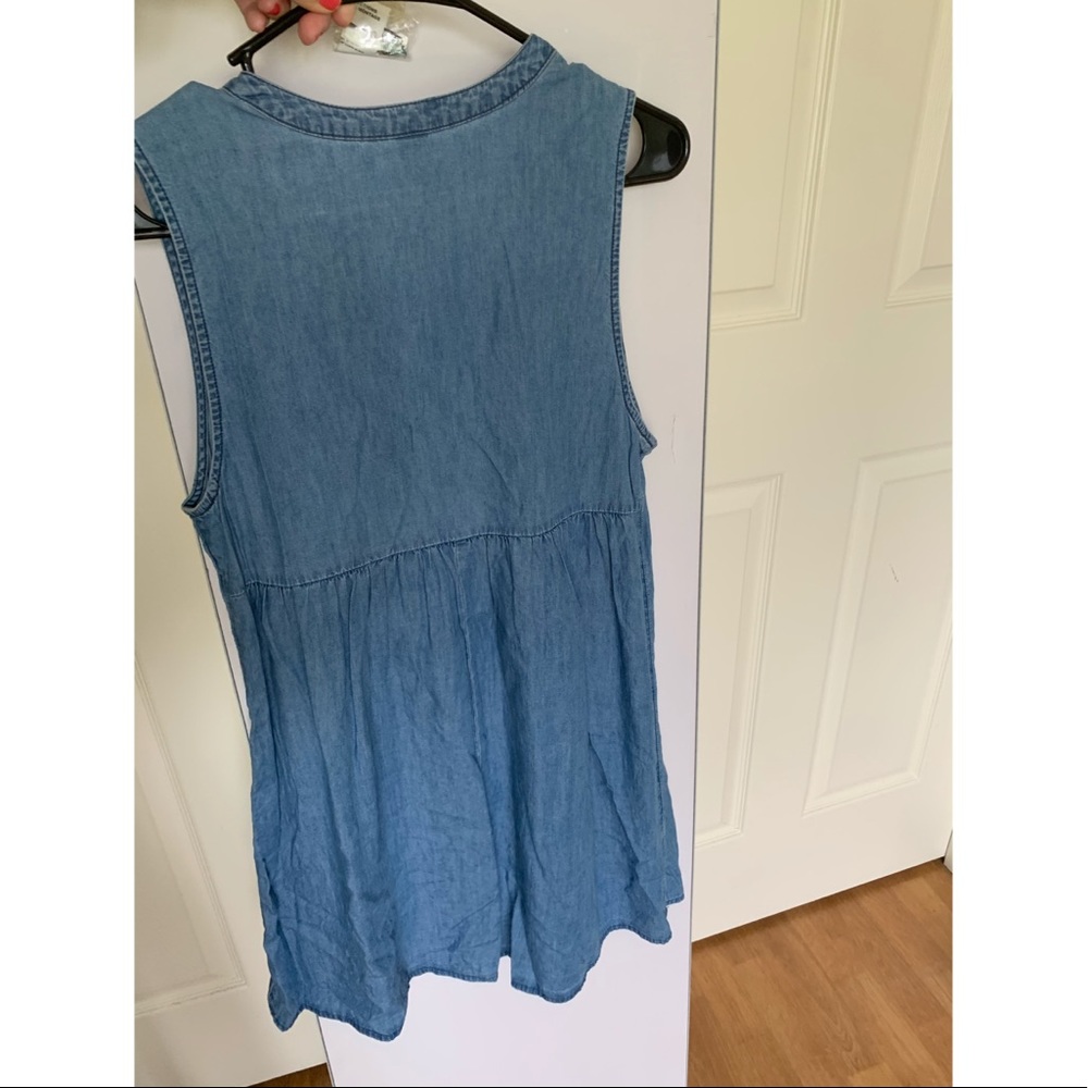 Dress - Picture 3 of 3